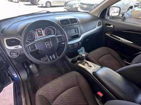 Used 2020 Dodge Journey SE image 12