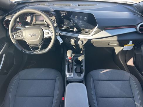 New 2026 Chevrolet Trax RS image 13