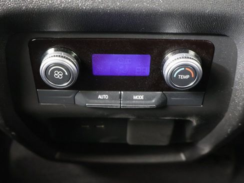 Used 2024 GMC Acadia Elevation image 52