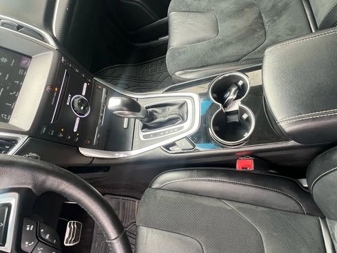 Used 2016 Ford Edge Sport w/ Technology Package image 26