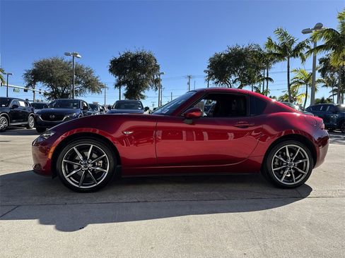 Used 2022 MAZDA MX-5 Miata RF Grand Touring image 28