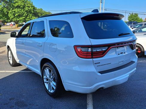 Used 2024 Dodge Durango GT RWD image 4
