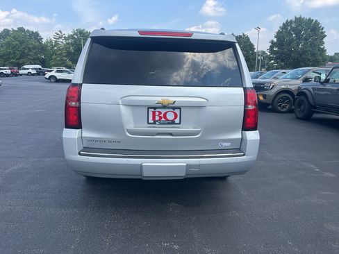 Used 2016 Chevrolet Suburban LTZ AWD/4WD image 5