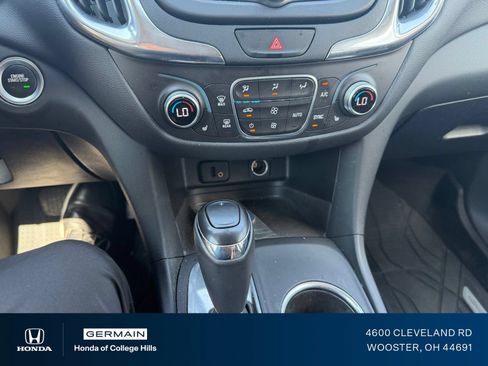 Used 2018 Chevrolet Equinox LT FWD image 23