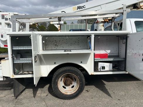 Used 2014 Ford F450 XL w/ Snow Plow Prep Package RWD image 14