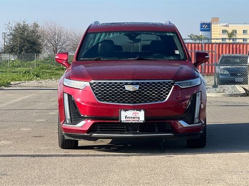 Used 2020 Cadillac XT6 Premium Luxury w/ Platinum Package image 11