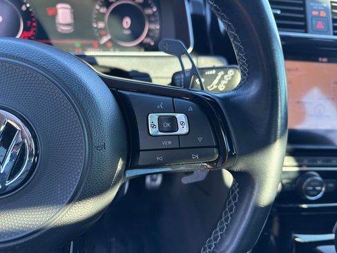 Used 2019 Volkswagen Golf R DCC & Navigation 4Motion image 12