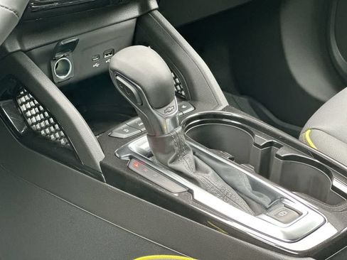 Used 2025 Chevrolet TrailBlazer ACTIV w/ Convenience Package FWD image 16