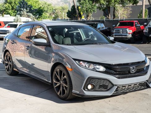 Used 2019 Honda Civic Sport image 10