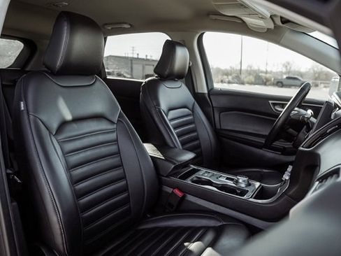 Used 2024 Ford Edge SEL image 24