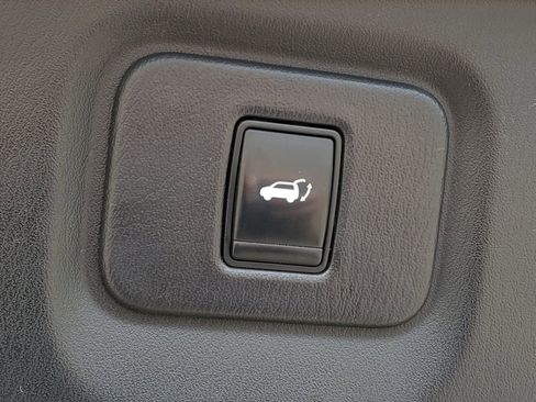 Used 2013 Nissan Pathfinder SL w/ SL Premium Pkg AWD/4WD image 10