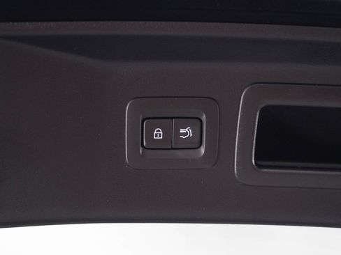 Used 2024 MAZDA CX-90 Plug-In Hybrid w/ Premium Plus AWD/4WD image 18