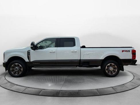 Used 2024 Ford F250 King Ranch AWD/4WD image 3