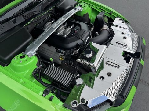 Used 2013 Ford Mustang GT Premium w/ Electronics Pkg RWD image 13