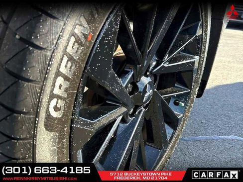 Used 2023 Mitsubishi Outlander SE Black Edition image 9