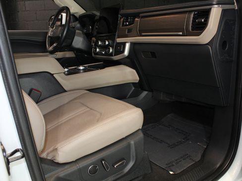 Used 2023 Ford Expedition Max Limited AWD/4WD image 48