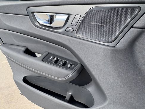 New 2026 Volvo XC60 B5 Ultra w/ Protection Package Premier image 17