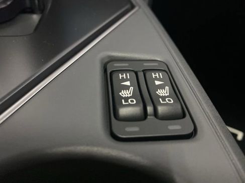 Used 2024 Subaru Crosstrek 2.0i Premium image 19