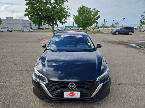 Used 2025 Nissan Sentra SV FWD image 5