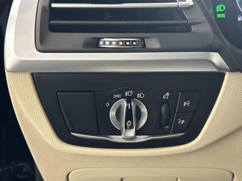 Used 2022 BMW X3 xDrive30i w/ Convenience Package w/ZPA image 11