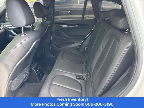 Used 2018 BMW X1 xDrive28i AWD/4WD image 12
