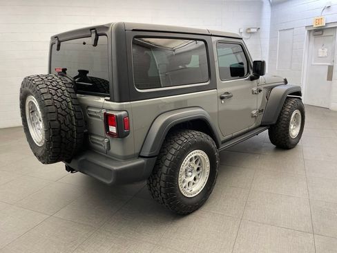 Used 2023 Jeep Wrangler Sport AWD/4WD image 9