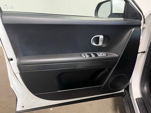 Used 2024 Hyundai Ioniq 5 SEL RWD image 19