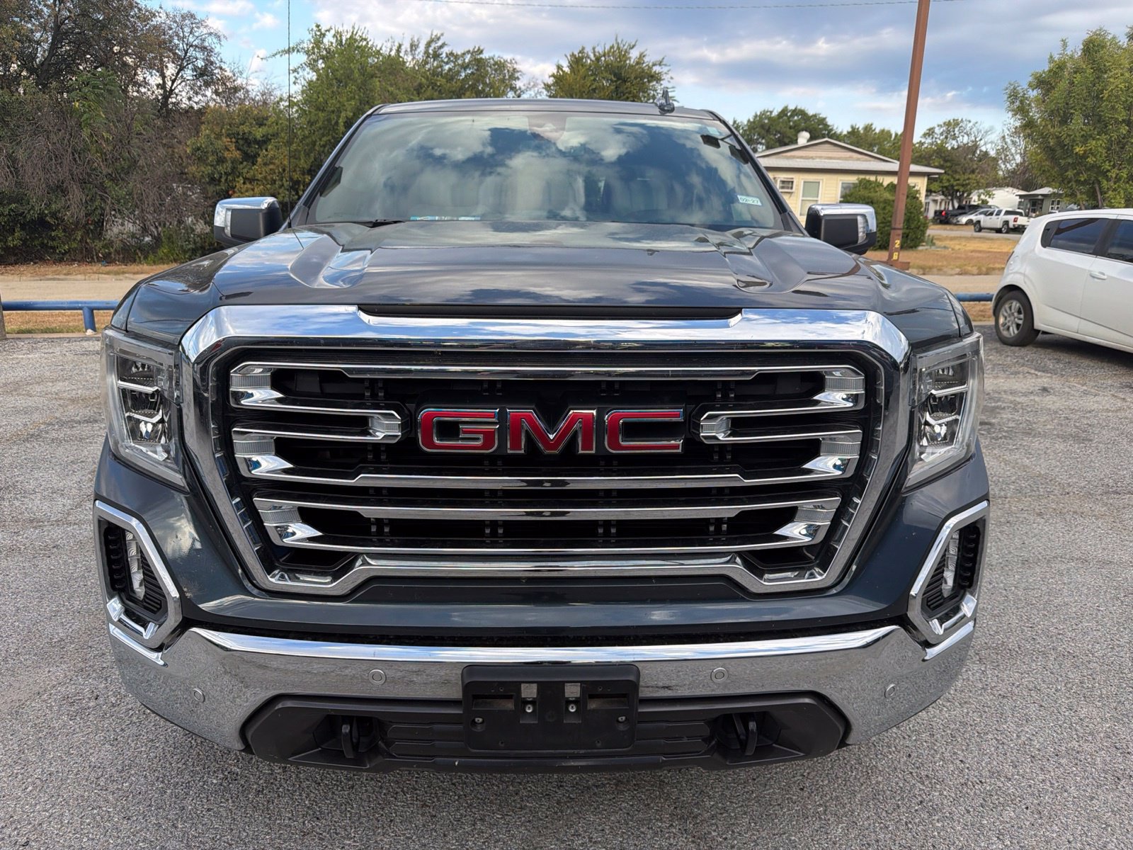 Used 2020 GMC Sierra 1500 SLT w/ SLT Premium Plus Package AWD/4WD image 2