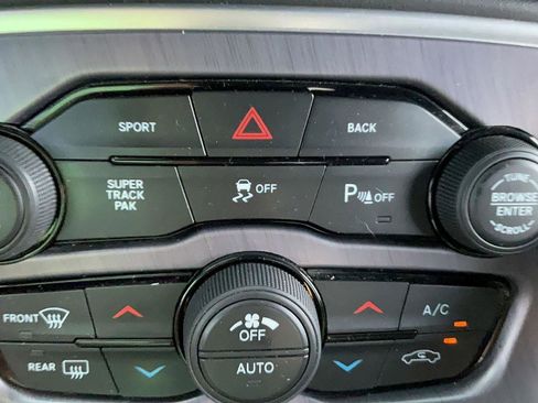 Used 2016 Dodge Challenger R/T Scat Pack image 24