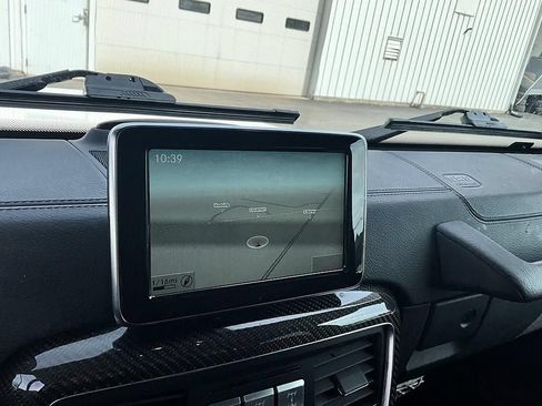 Used 2015 Mercedes-Benz G 63 AMG 4MATIC image 18