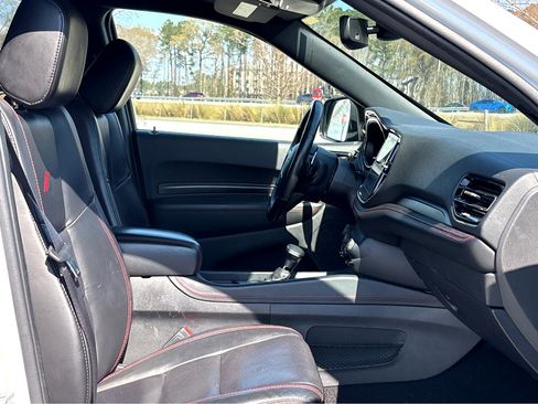 Used 2024 Dodge Durango GT image 6