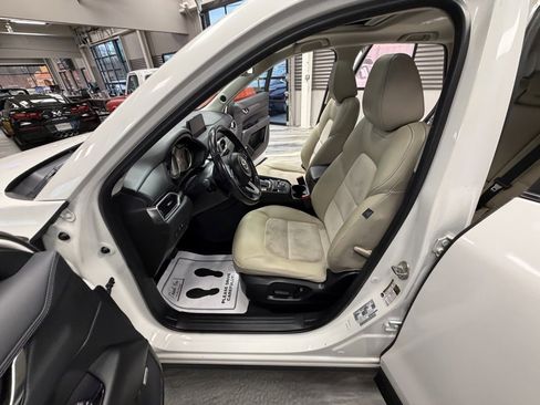 Used 2020 MAZDA CX-5 Touring image 53