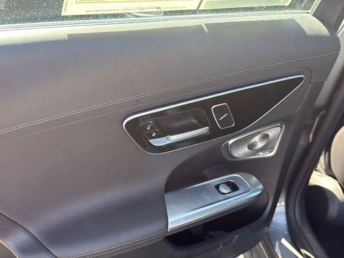 Certified 2025 Mercedes-Benz C 300 Sedan image 21