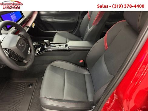 New 2026 Toyota Prius Plug-In Hybrid image 7