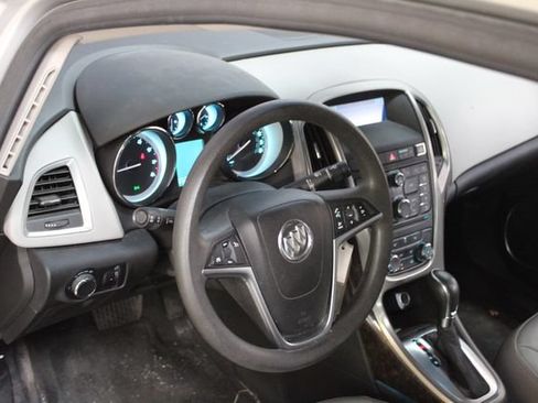 Used 2012 Buick Verano FWD image 14