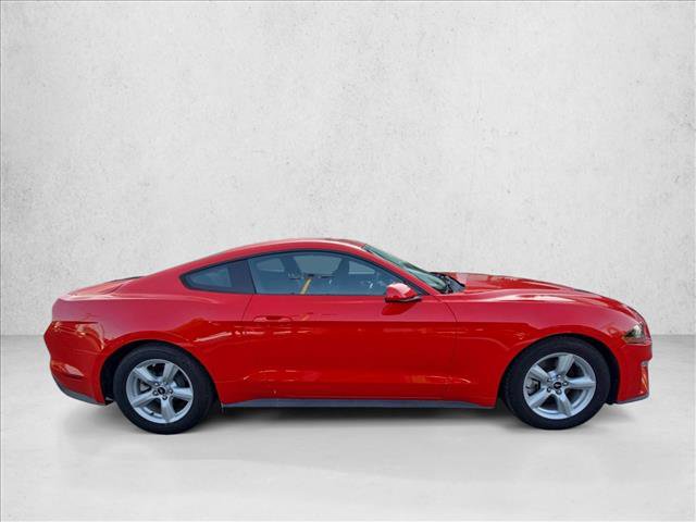 Used 2018 Ford Mustang Coupe RWD image 5