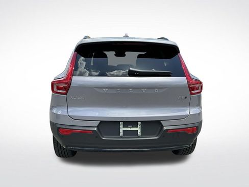 Used 2026 Volvo XC40 B5 Plus AWD/4WD image 9