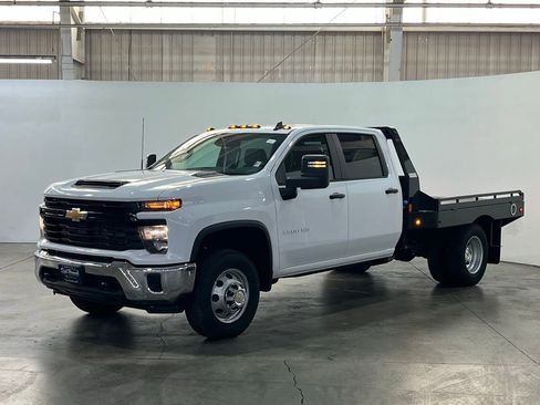 New 2025 Chevrolet Silverado 3500 W/T w/ WT Convenience Package image 2