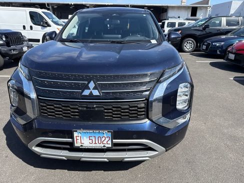 Used 2023 Mitsubishi Outlander SE AWD/4WD image 4