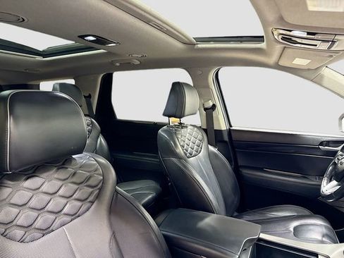 Used 2022 Hyundai Palisade Limited image 33