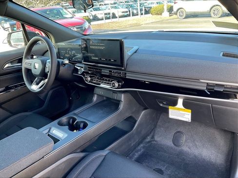 New 2026 Honda Prologue EX image 10