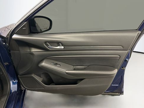 Used 2019 Nissan Altima 2.5 SR w/ SR Premium Package image 33