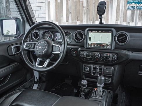 Used 2022 Jeep Wrangler Unlimited Sahara w/ Cold Weather Group AWD/4WD image 14