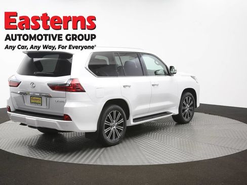 Used 2018 Lexus LX 570 4WD w/ Luxury Package image 51