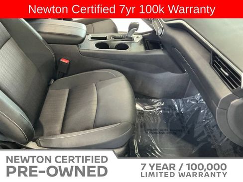 Used 2025 Nissan Altima 2.5 S FWD image 13