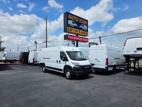 Used 2024 RAM ProMaster 2500 w/ Convenience Group FWD image 25