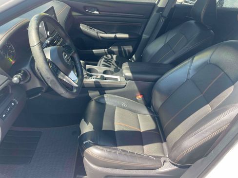 Used 2020 Nissan Altima 2.5 SR FWD image 5