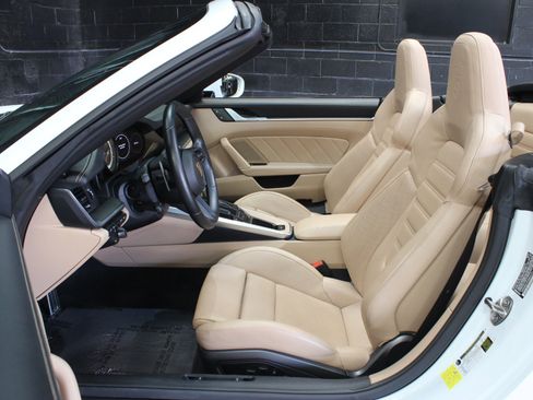 Used 2022 Porsche 911 Carrera S image 47