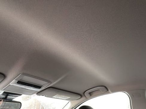 Used 2024 Nissan Altima 2.5 S image 9