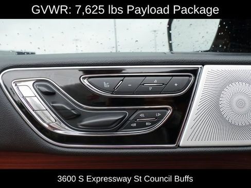 Used 2020 Lincoln Navigator Reserve AWD/4WD image 6